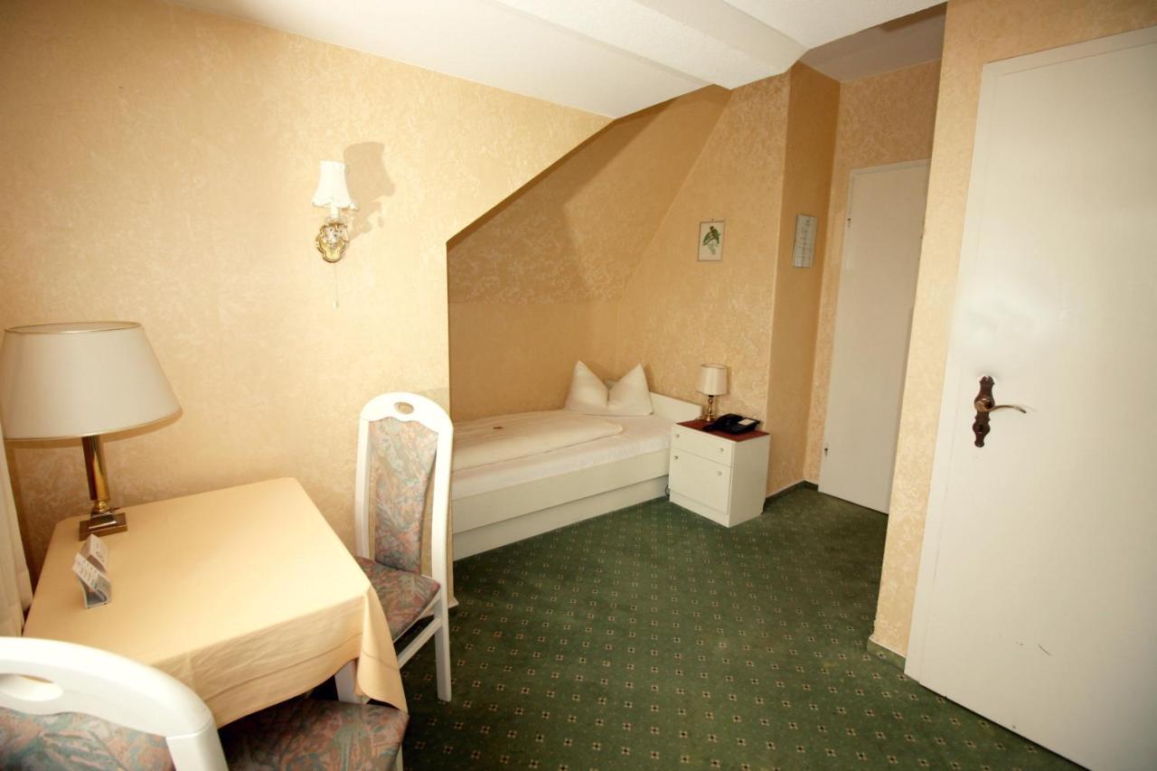 Hotel-Garni Haus Johanna Einbeck Exteriör bild